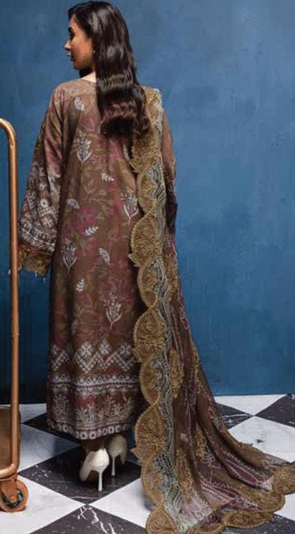 Eid Dress For Womens - Pakistani Embroidered Lawn Ramadan Partywear Festival Suits Winter Wear Linen in Medium Size