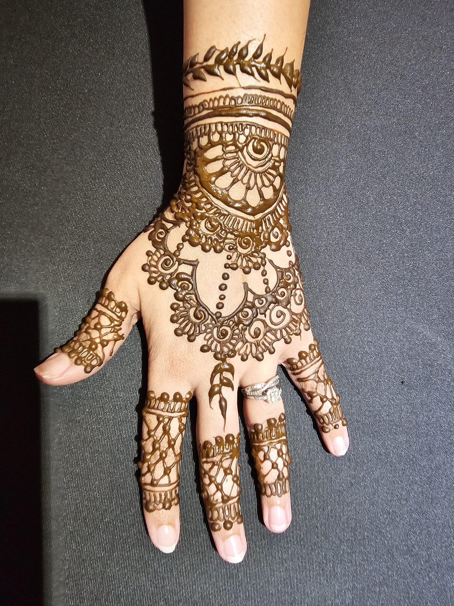 Fresh Natural Organic Henna Cone, Mehndi Cone, Organic Henna, Mehndi for Bridal, Pakistani Henna, Herbal Henna for Bridal, Henna For Newbie