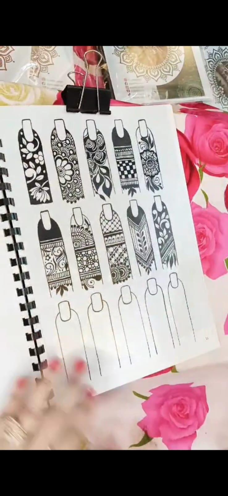 Henna Designs Kit Henna Practice Book Henna Art Mehndi Designs Workbook for Beginners with Reusable Acrylic Sheet & Clip (Physical Book)