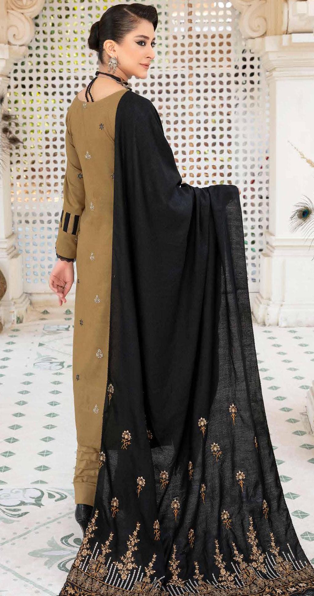 Eid Dress For Womens - Pakistani Embroidered Ramadan Partywear Festival Suits Eid Salwar Kameez Suits with Wool Shawl In Large Size