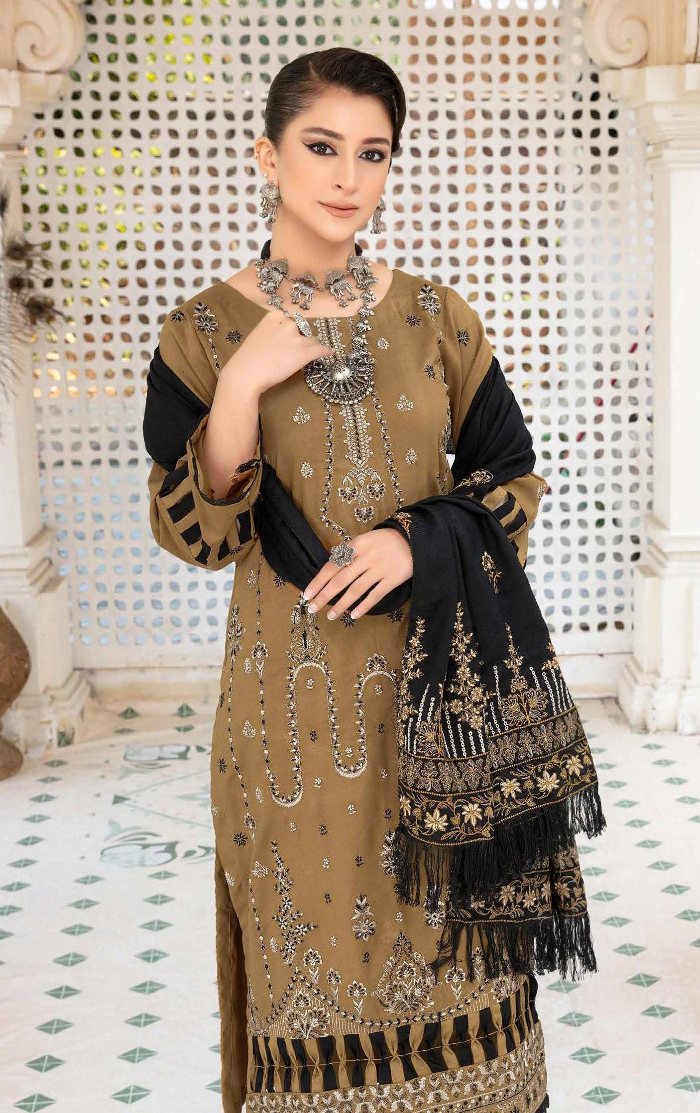 Eid Dress For Womens - Pakistani Embroidered Ramadan Partywear Festival Suits Eid Salwar Kameez Suits with Wool Shawl In Large Size
