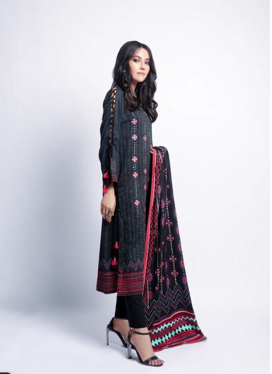 Eid Dress For Womens - Pakistani Embroidered Khaddar Ramadan Partywear Festival Suits Eid Salwar Kameez Suits in Small Size