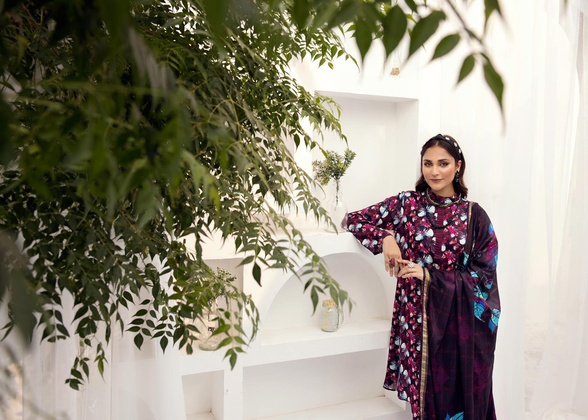 Eid Dress For Womens - Pakistani Embroidered Lawn Ramadan Partywear Festival Suits Winter Satin Clothes in Medium Size