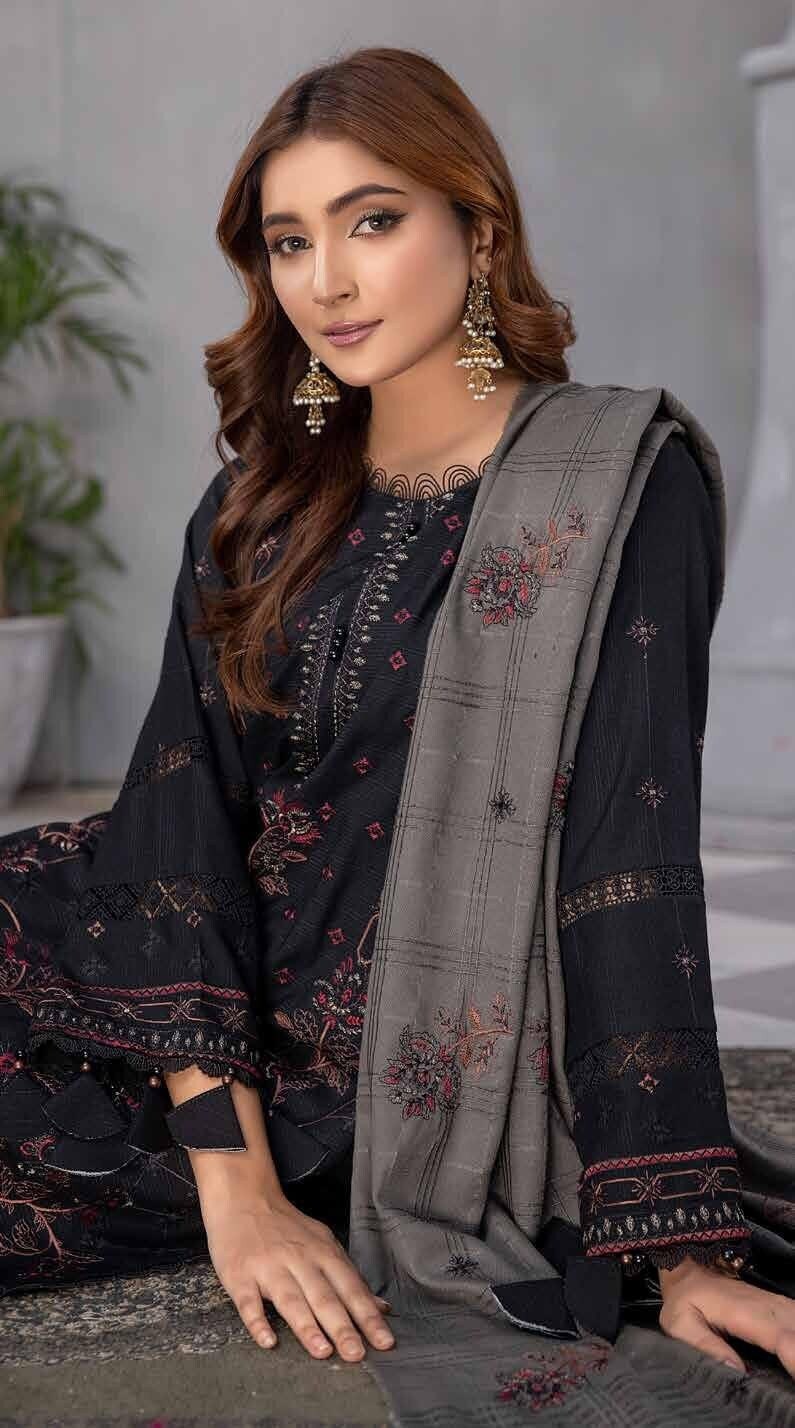 Eid Dress For Womens - Pakistani Embroidered Leather Peach Ramadan Partywear Festival Suits Salwar Kameez Suit In Large Size