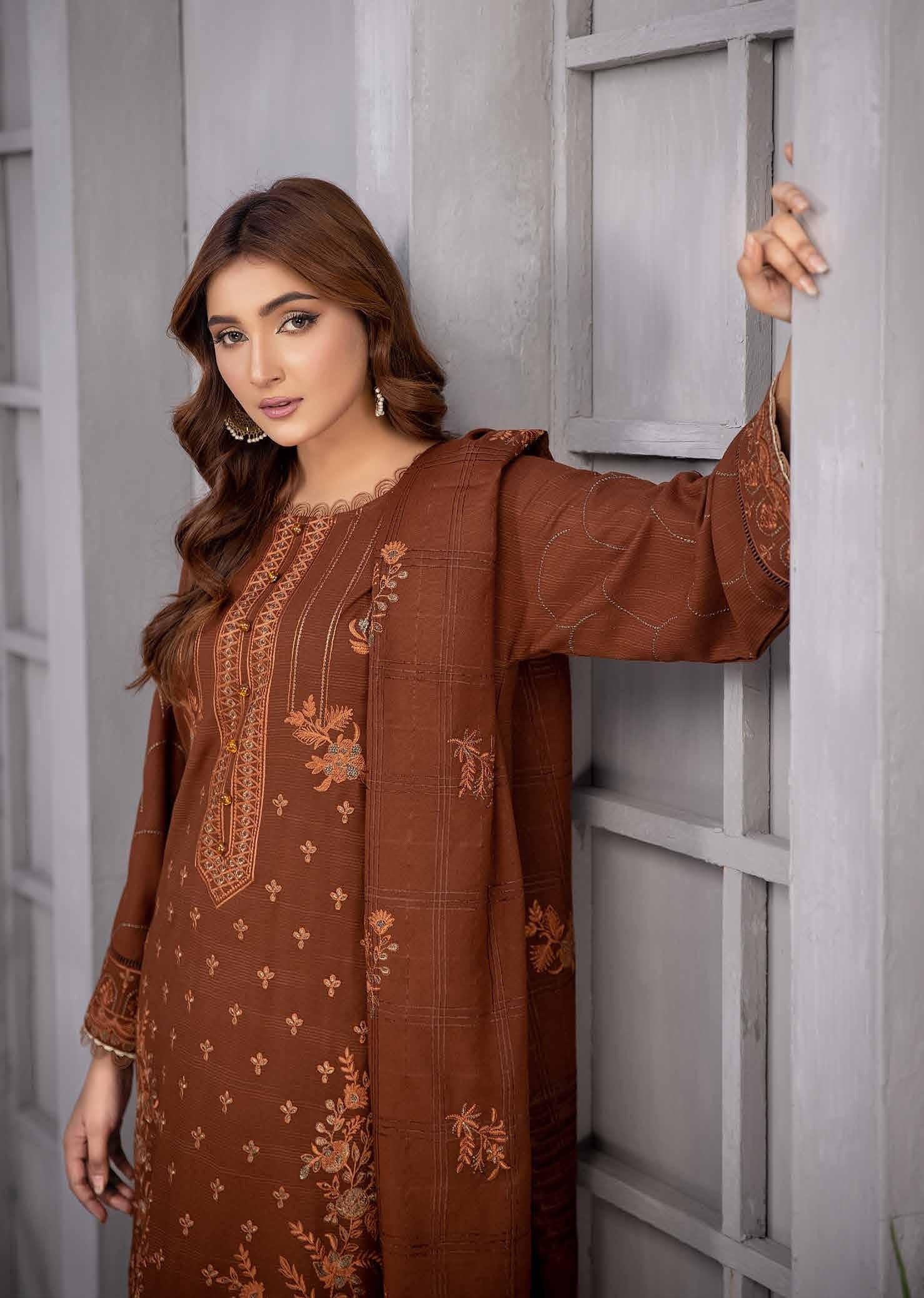 Eid Dress For Womens - Pakistani Embroidered Leather Peach Ramadan Partywear Festival Suits Salwar Kameez Suit In Large Size