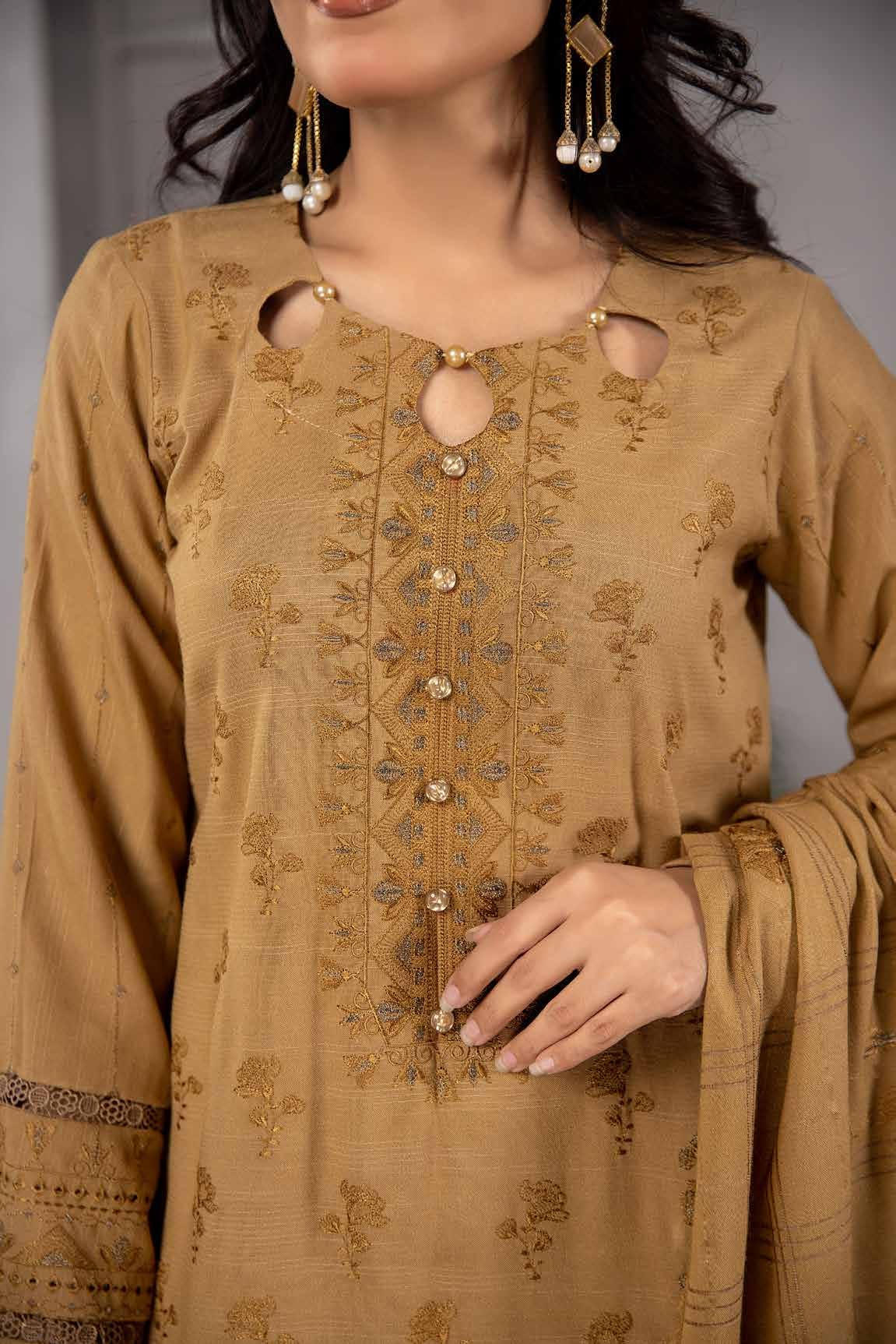 Eid Dress For Womens - Pakistani Embroidered Leather Peach Ramadan Partywear Festival Suits Salwar Kameez Suit In Large Size