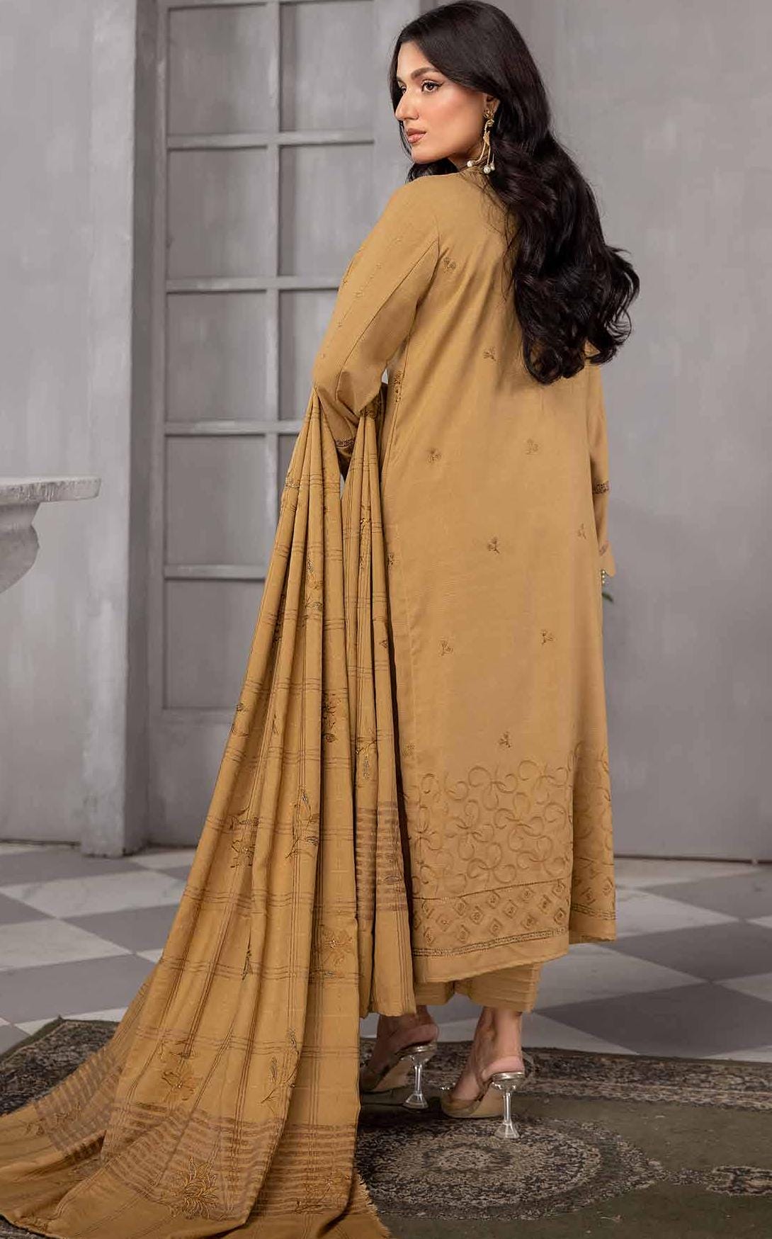Eid Dress For Womens - Pakistani Embroidered Leather Peach Ramadan Partywear Festival Suits Salwar Kameez Suit In Large Size