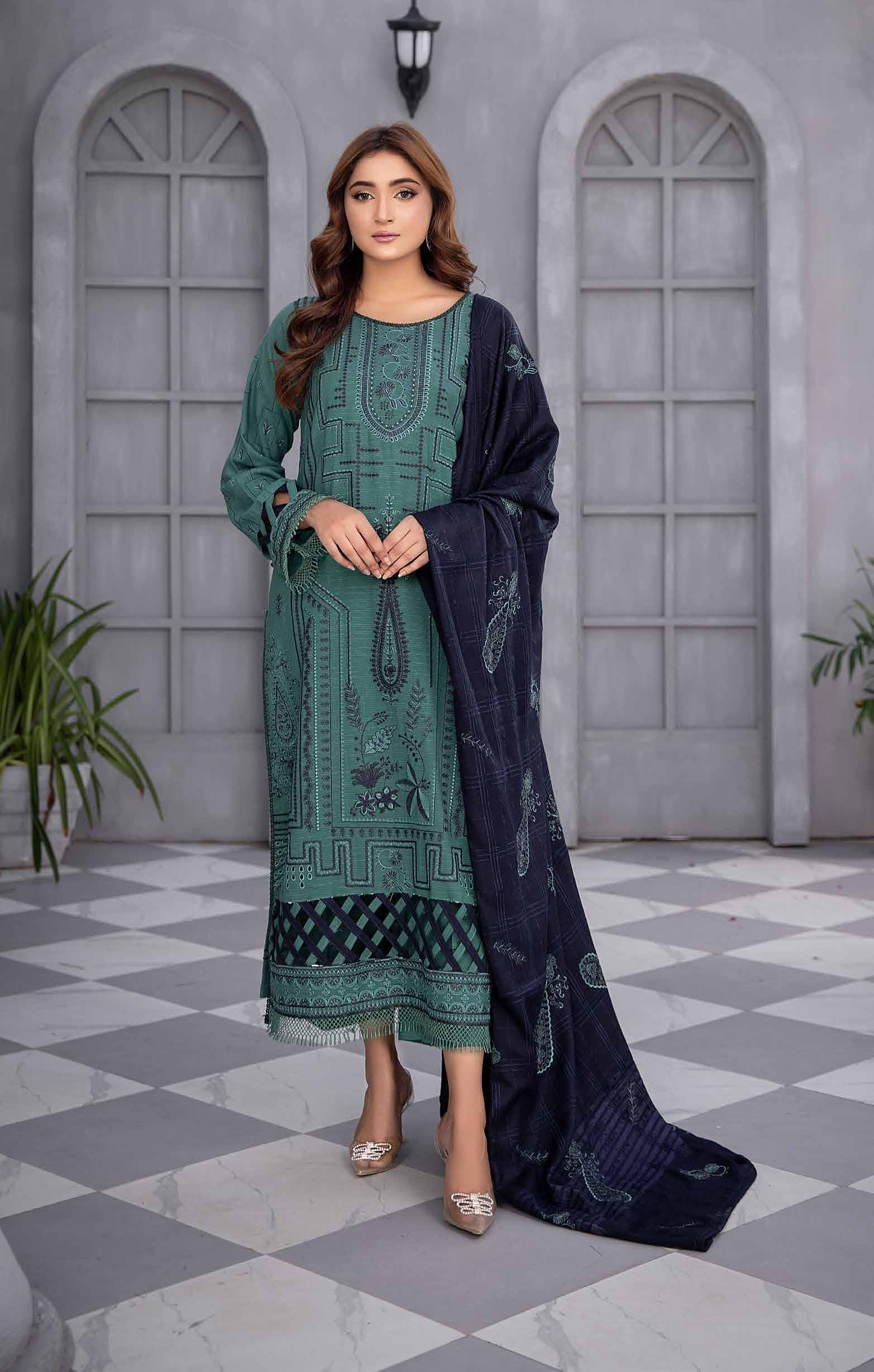Eid Dress For Womens - Pakistani Embroidered Leather Peach Ramadan Partywear Festival Suits Salwar Kameez Suit In Large Size