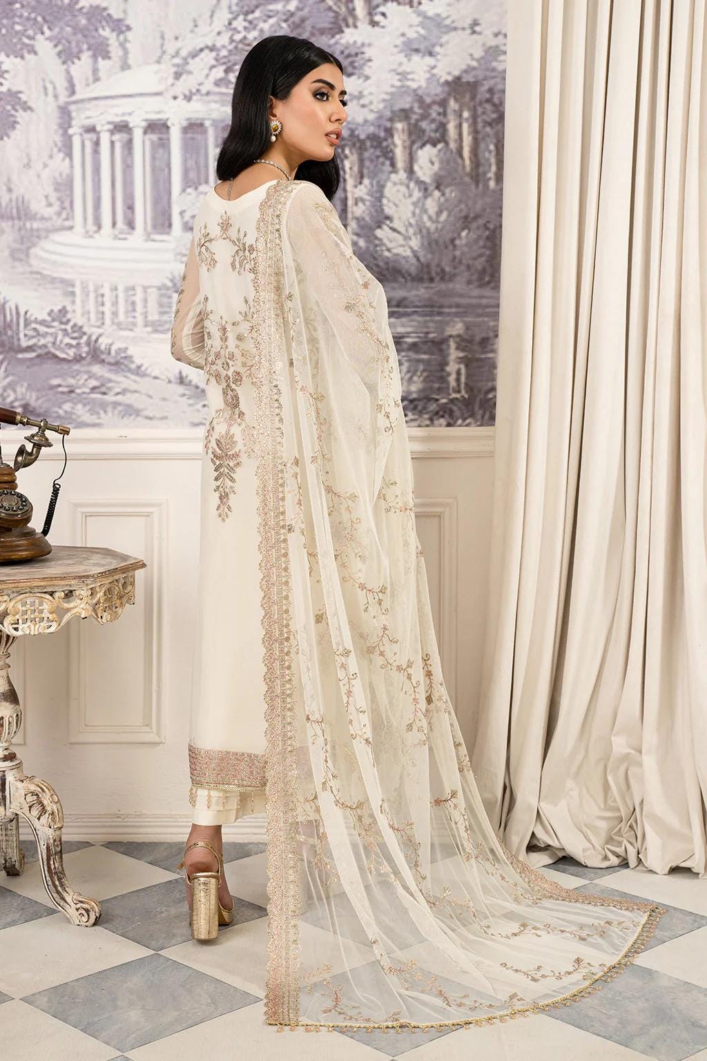 Eid Dress For Womens – Wedding Festival Salwar Kameez Suits Luxury Embroidered Net Pakistani Eid Partywear Suit In Large Size