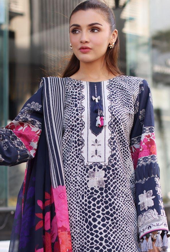 Eid Dress For Womens - Pakistani Embroidered Ramadan Partywear Festival Suits In Large Size