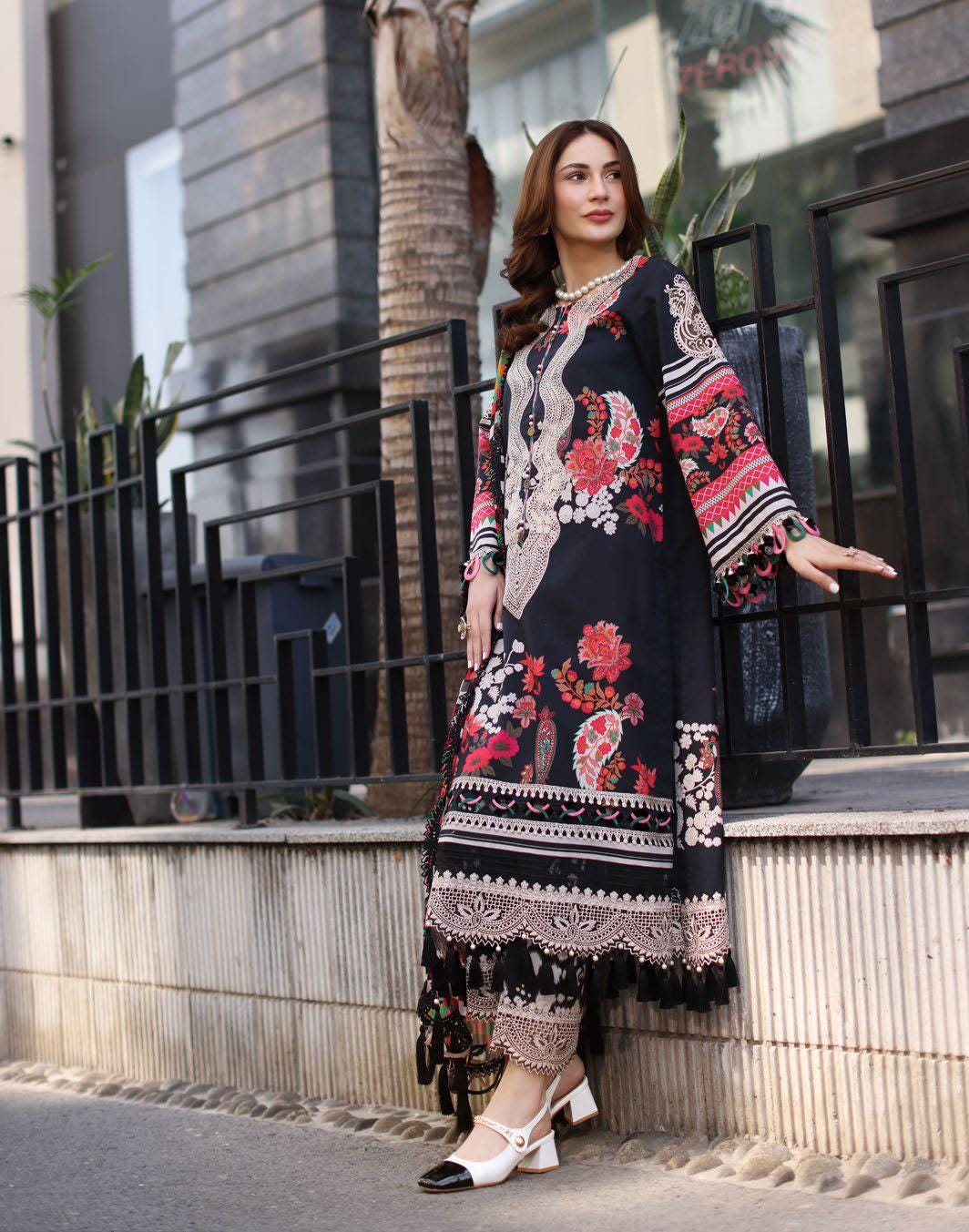 Eid Dress For Womens - Pakistani Embroidered Ramadan Partywear Festival Suits In Large Size
