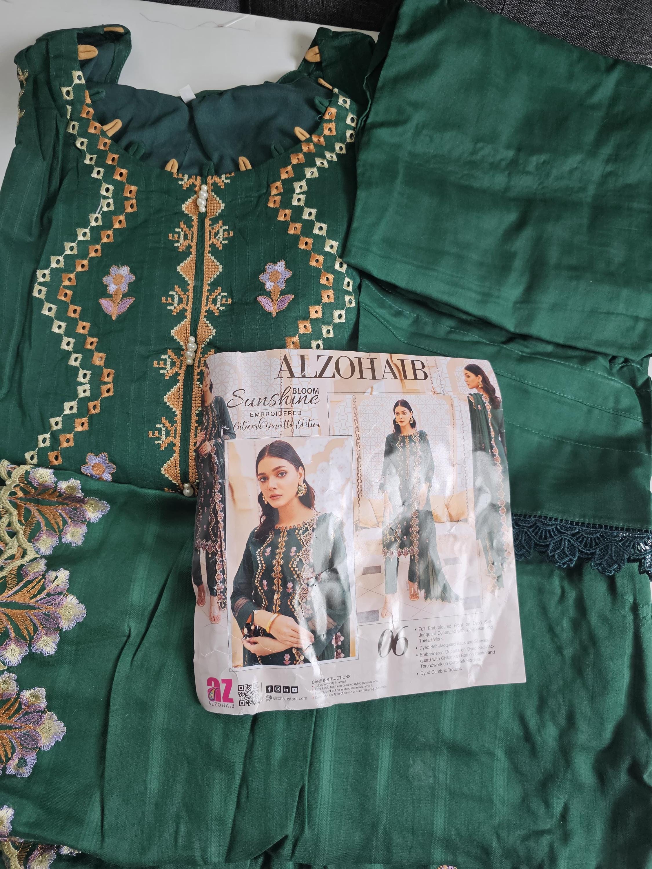 Eid Dress For Womens - Pakistani Embroidered Lawn Ramadan Partywear Festival Suits, Salwar Kameez Suit In  Large Size