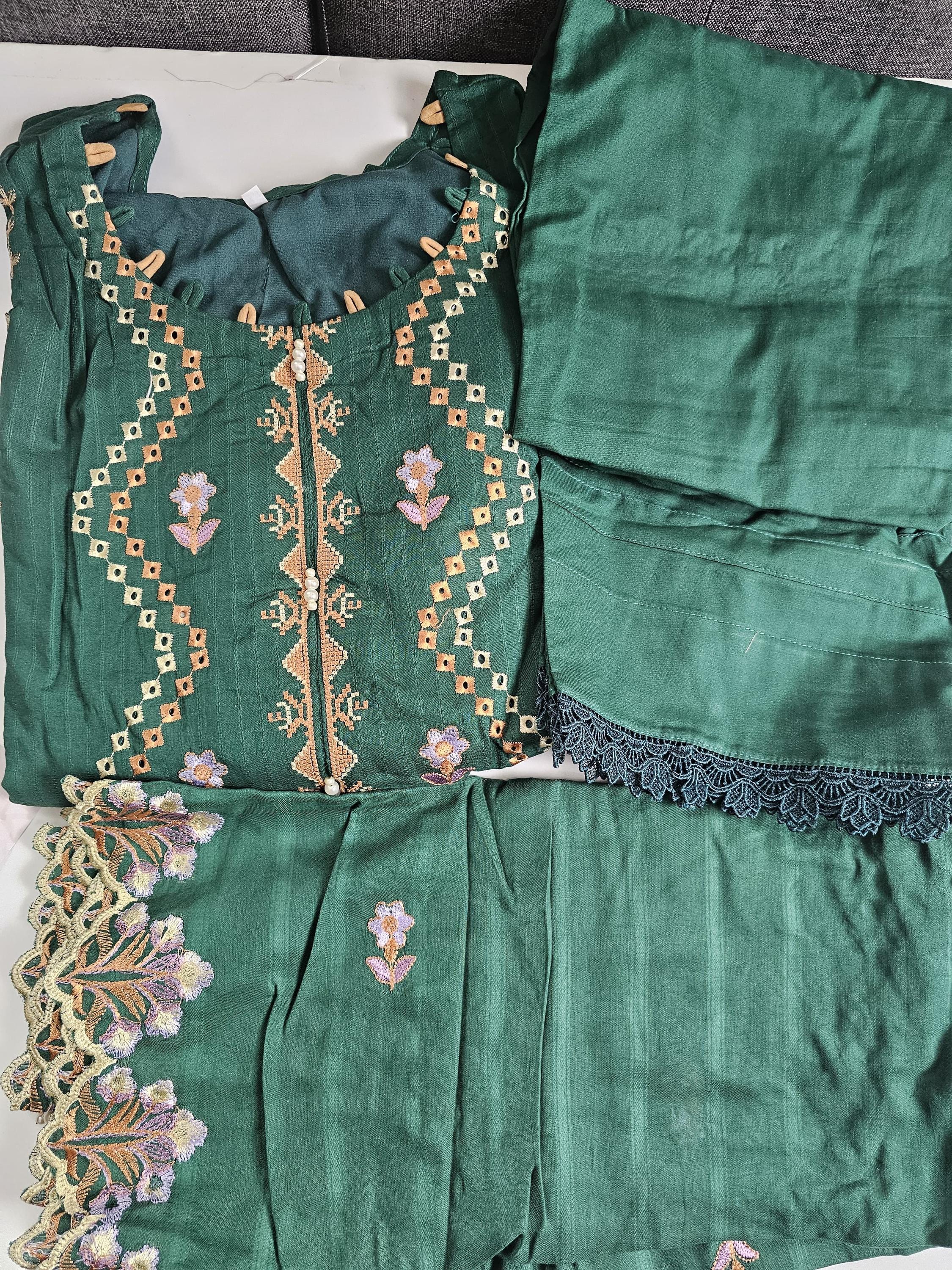 Eid Dress For Womens - Pakistani Embroidered Lawn Ramadan Partywear Festival Suits, Salwar Kameez Suit In  Large Size