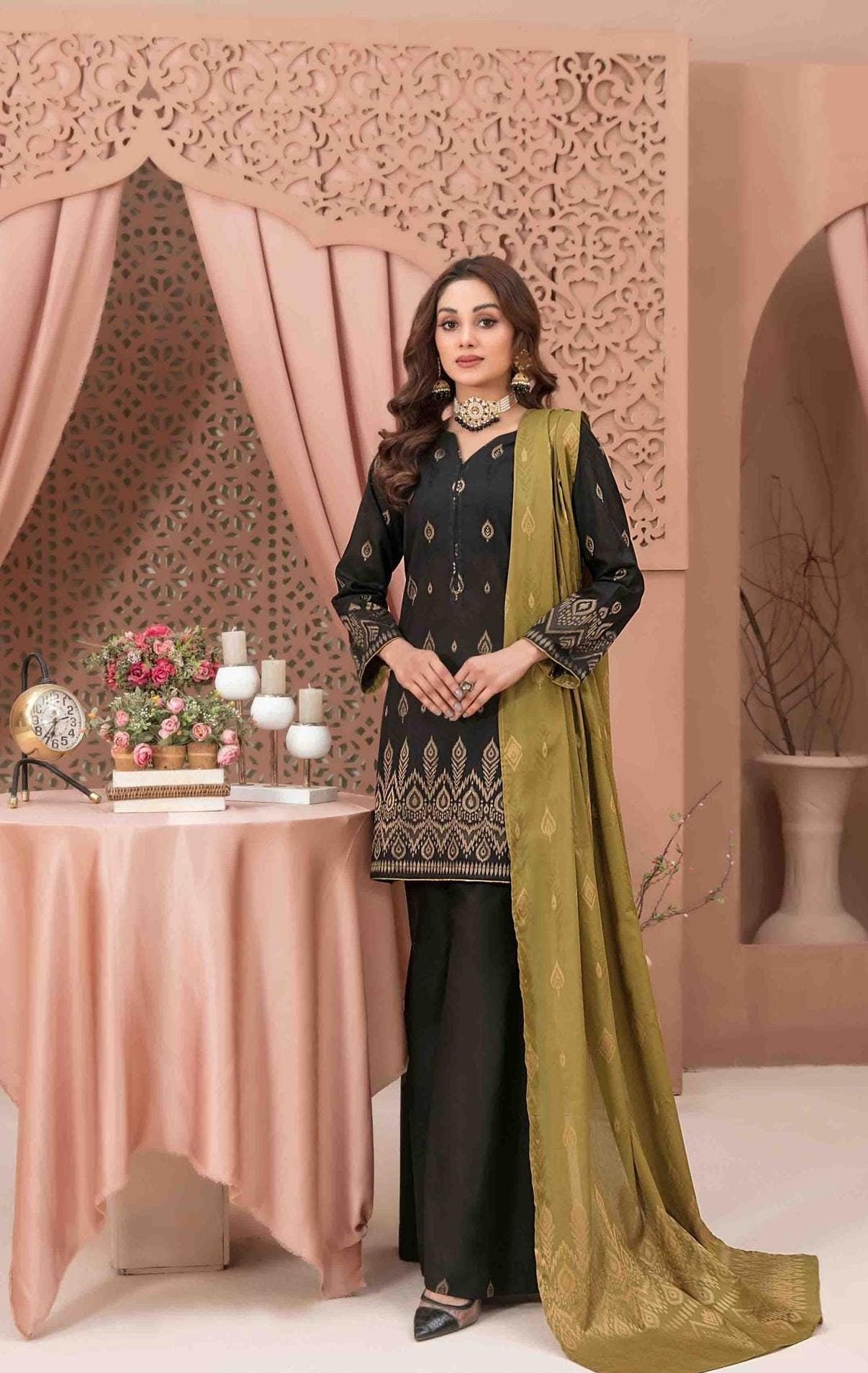 Eid Dress For Womens - Pakistani Broshia Banarsi Lawn Ramadan Partywear Festival Suits Jacquard Suit In Medium Size