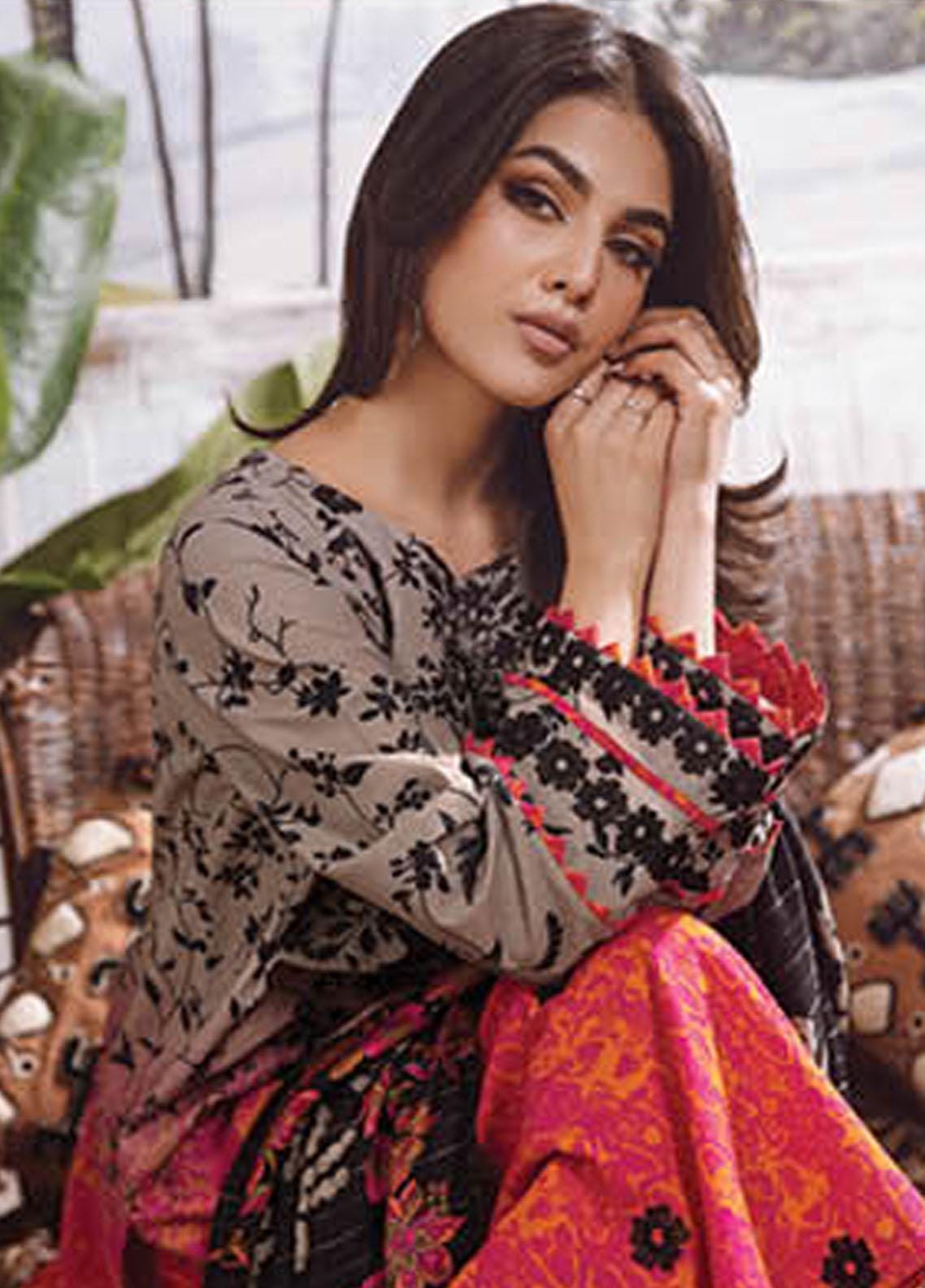 Eid Dress For Womens - Pakistani Embroidered Lawn Ramadan Partywear Festival Suits Winterwear Khaddar Suit in Large Size
